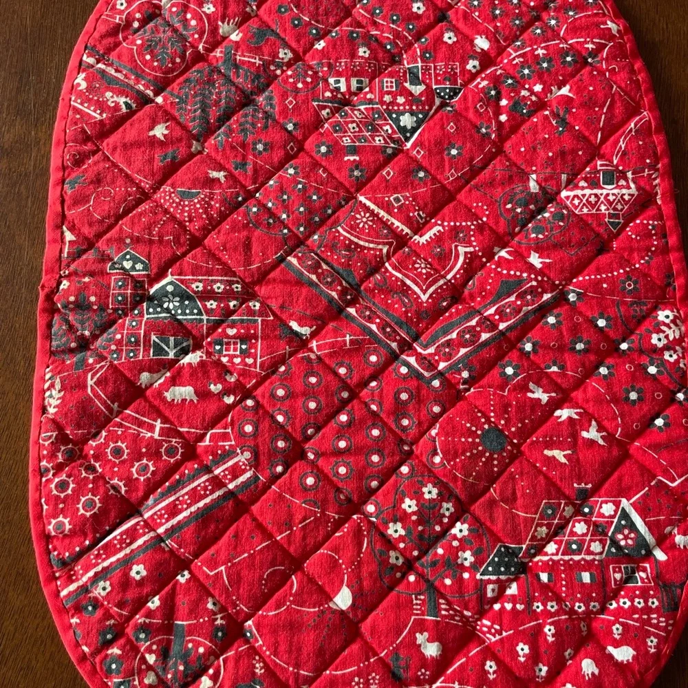 Vintage quilted red